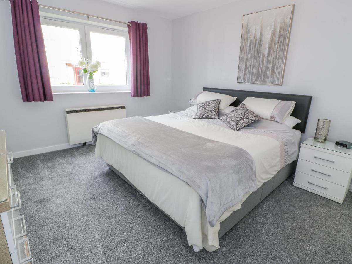 Apartamento Cumbrae View Largs Exterior foto
