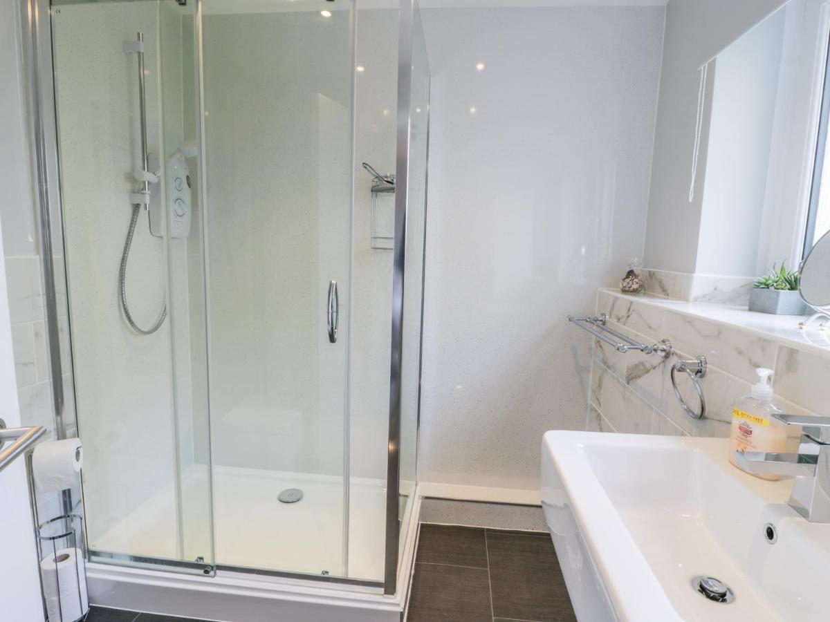 Apartamento Cumbrae View Largs Exterior foto